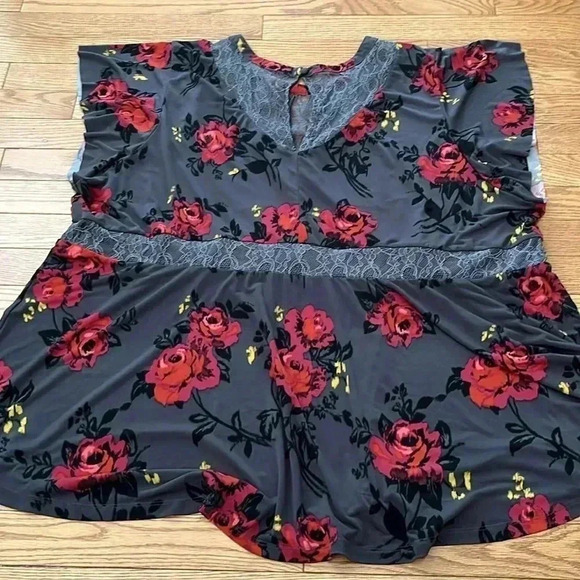 [5/5XL]Torrid Studio Knit Crew Neck Lace Inset Short Sleeve Peplum  Top - Picture 10 of 10